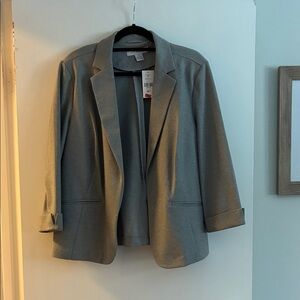 Suzy Shier Classic Gray Blazer